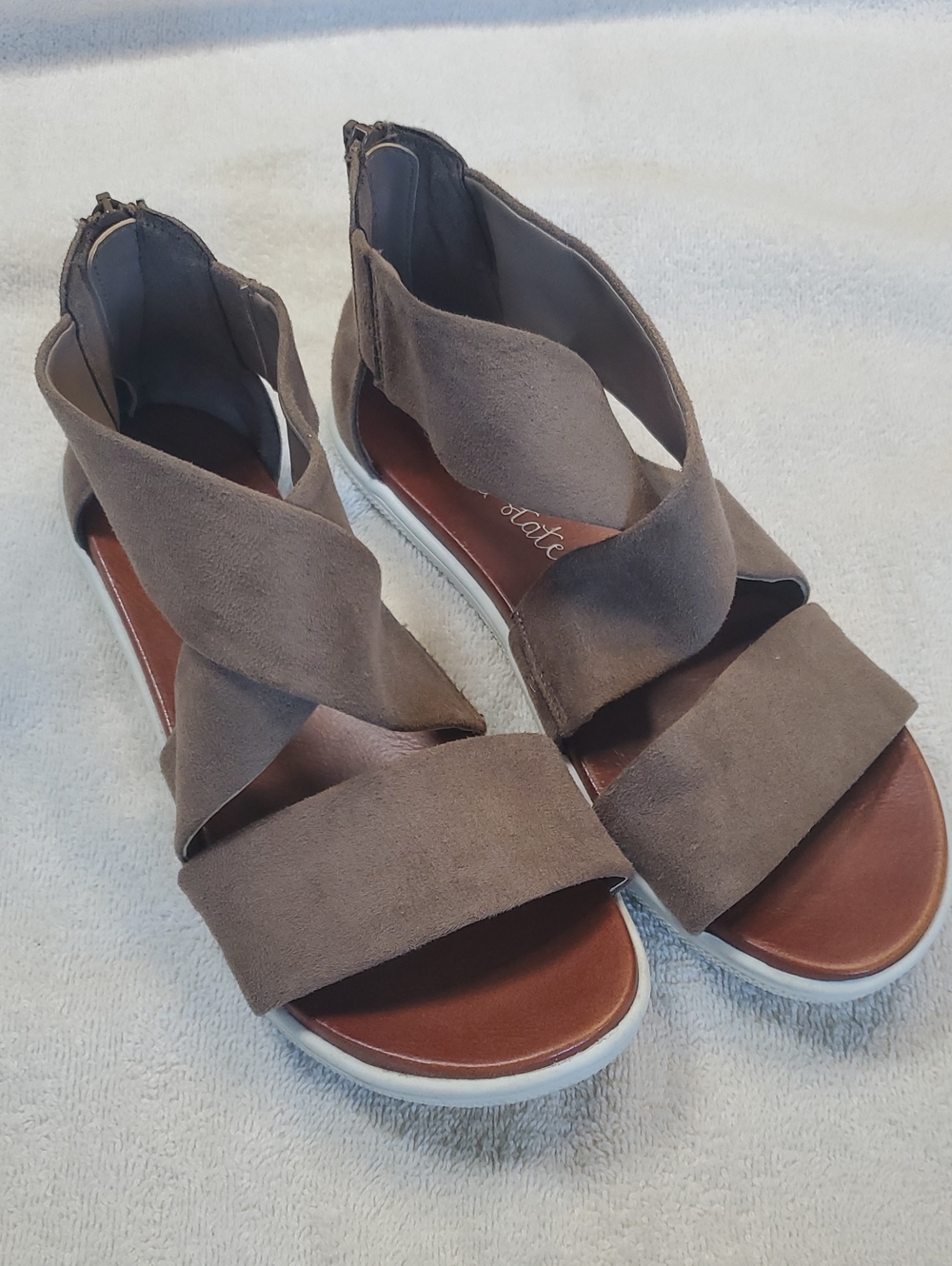 Alter'd State Millie Suede Criss Cross Sandals. Size 8